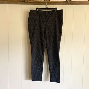 APT. 9 Skinny Ankle Pants Size, black with gold pattern: 12P